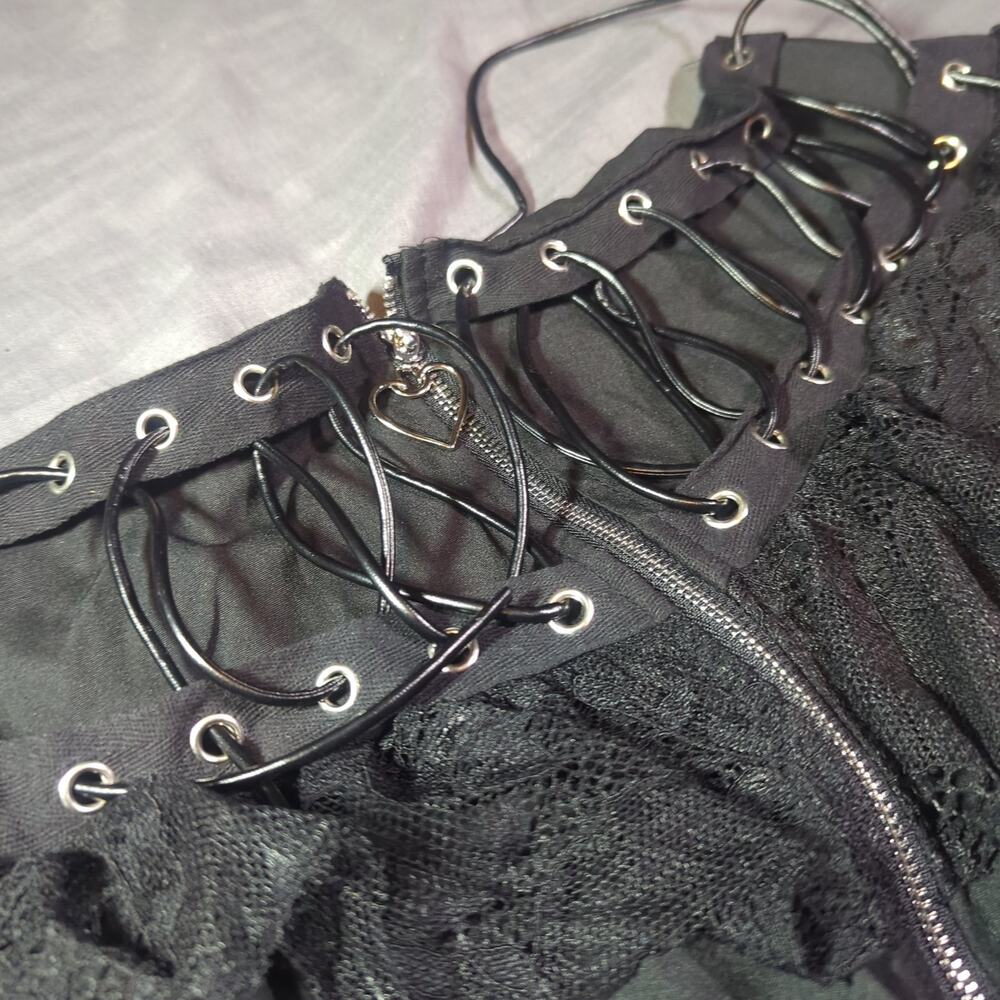 zipper skirt with lace and ruffled tule accents Y2K Grunge Emo fairy goth size L